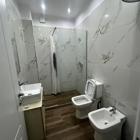 Apartment Center 1 Bedroom *